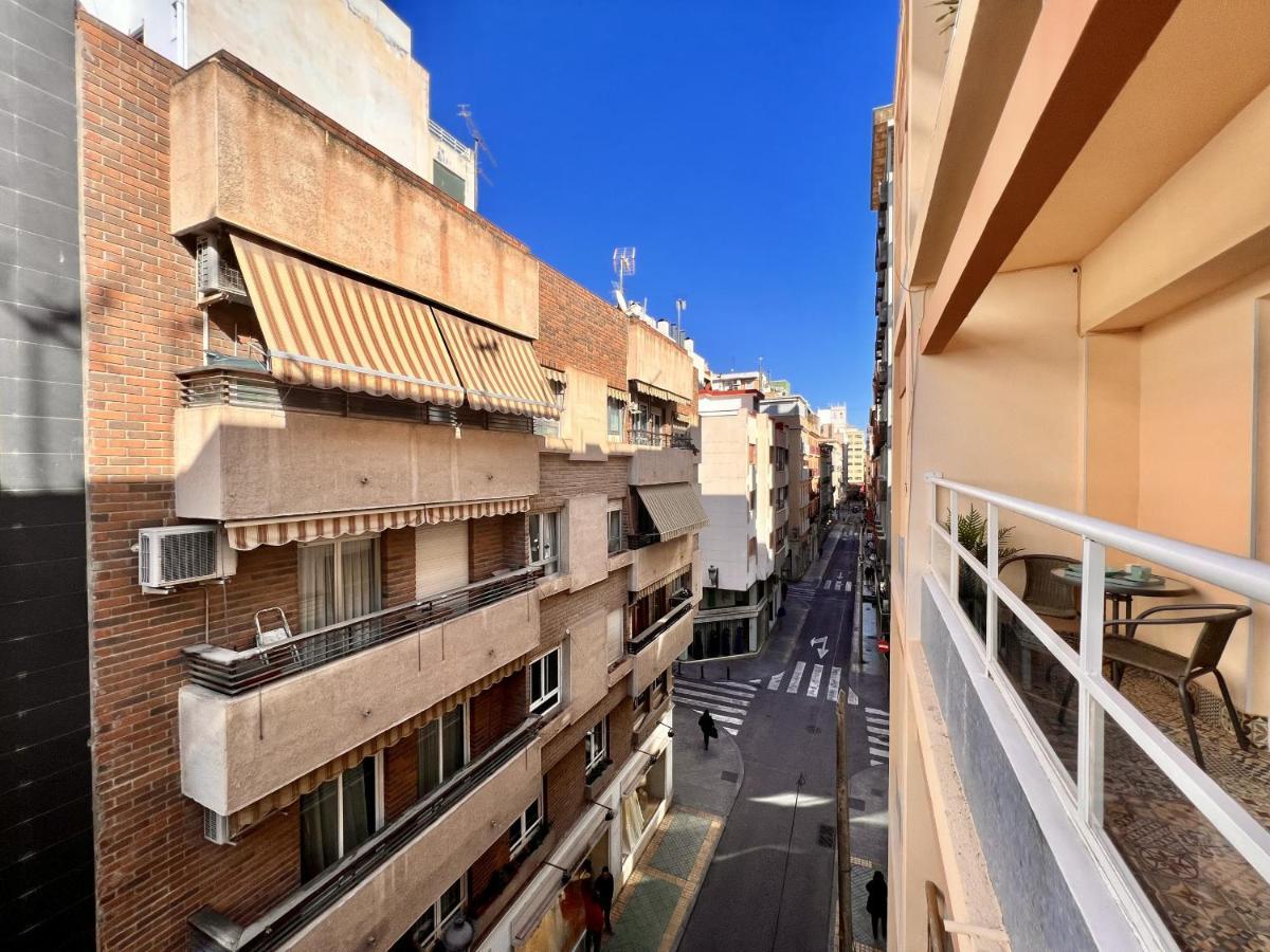 Downtown Apartment By United Renters Alicante Exteriör bild